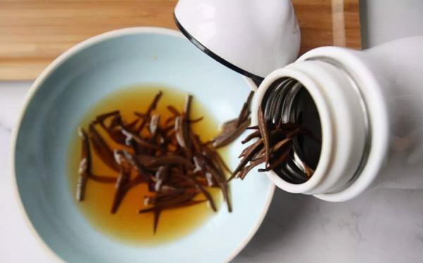 隔夜茶和千滾水，都說喝了會致癌，到底有沒有科學依據？