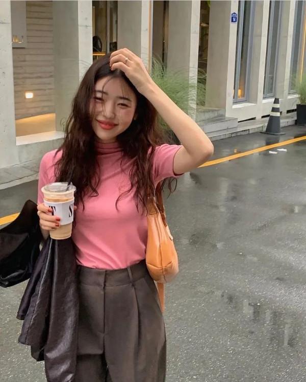 4套韓系穿搭模板!初秋照著這樣穿,時髦又氣質 4套韓系穿搭模板!初秋照著這樣穿,時髦又氣質