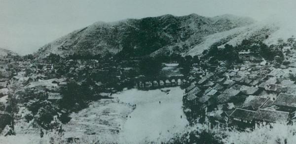 1957年遵義發現一具烈士遺骸，彭德懷得知後淚流滿面：終於找到了