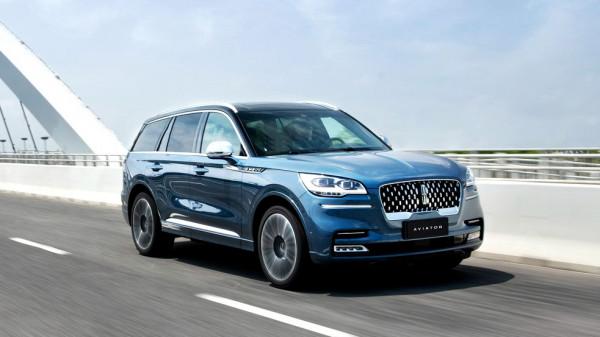標配3&period;0T比沃爾沃XC90尺寸更大，買新款林肯飛行家更值嗎？