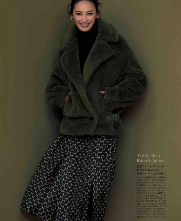 五六十歲的女人，打扮要得體優雅，秋冬這樣穿比同齡人美