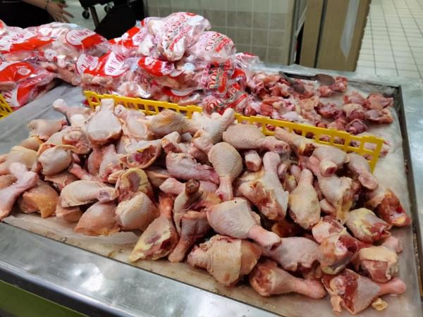 超市裡的“冷凍雞腿”為何這麼便宜?可以常吃嗎?弄懂再買心有底 超市裡的“冷凍雞腿”為何這麼便宜?可以常吃嗎?弄懂再買心有底