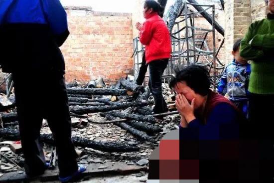 玉河村往事之六（烈火煉人心）講述了一場大火燒光那些人的遮羞布