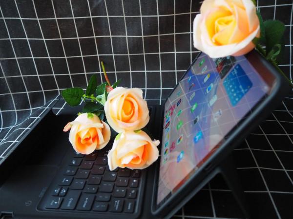 這套“平替”幫你釋放iPad的生產力：益博思iPad配件套裝