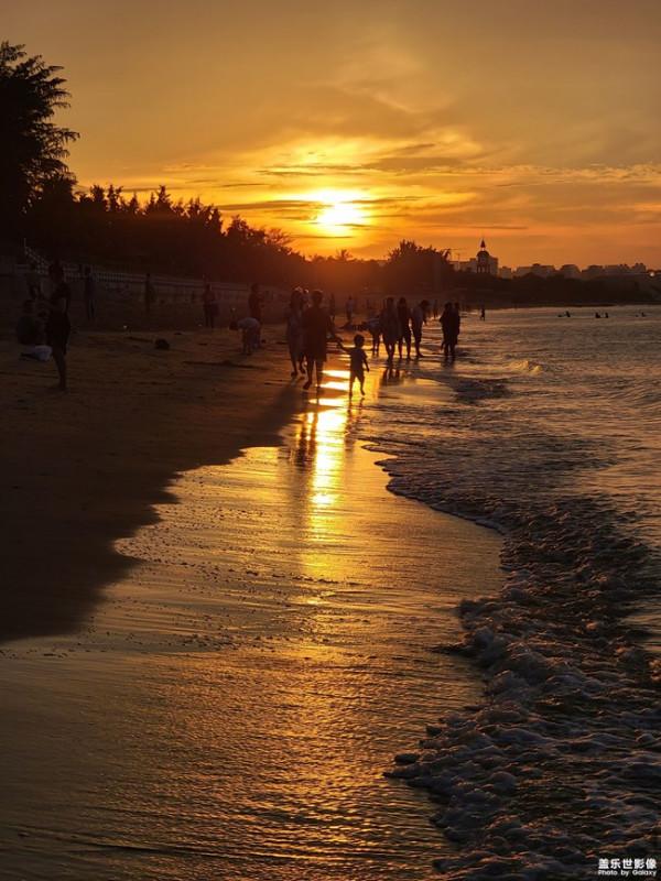 三星手機記錄唯美迷人的金色沙灘 三星手機記錄唯美迷人的金色沙灘