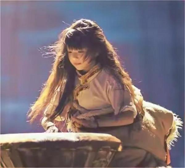 小彩旗為何突然不&OpenCurlyDoubleQuote;紅&rdquo;了？看她幹過的那些事兒 就一點都不奇怪了