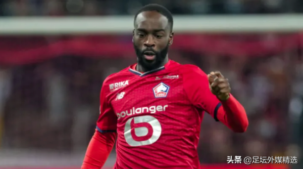 國際足壇轉會市場最新動態:特里皮爾、奧巴梅楊、馬夏爾、德斯特 國際足壇轉會市場最新動態:特里皮爾、奧巴梅楊、馬夏爾、德斯特