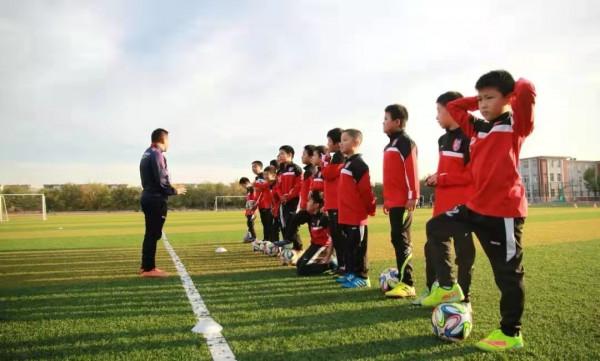 中國足球落後原因之五：青少年球員選材標準