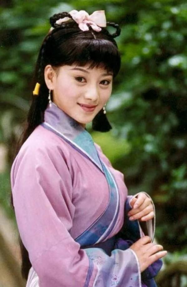 陳德容、黃奕、孫菲菲，扒一扒那些出道驚豔但很快長殘的美女們