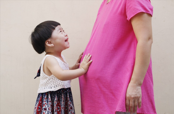 新房二手房房價降溫嚴峻，4個訊號爭議大，2022年樓市會逆轉嗎？