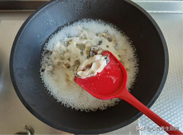 入秋後，湖北人常用這食材煲湯，補血補鐵，營養極高，家人都愛喝