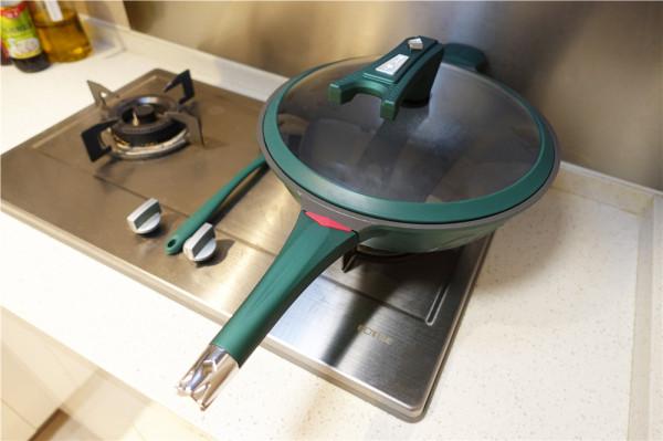 你選對鍋了嗎?這口鍋一鍋多用,帝伯朗菲尼雅多用不粘鍋體驗 你選對鍋了嗎?這口鍋一鍋多用,帝伯朗菲尼雅多用不粘鍋體驗