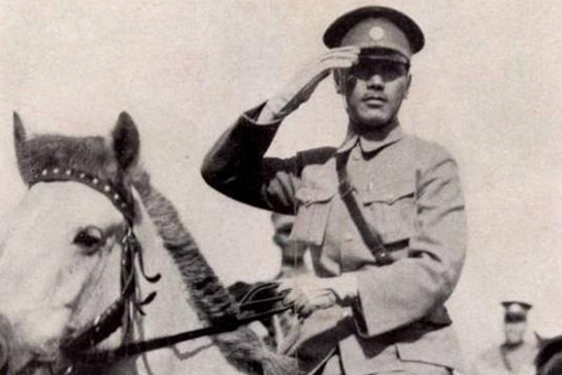 楊永泰：毫無人格的民國謀臣，奇招助蔣介石“削藩”，終遭暗殺