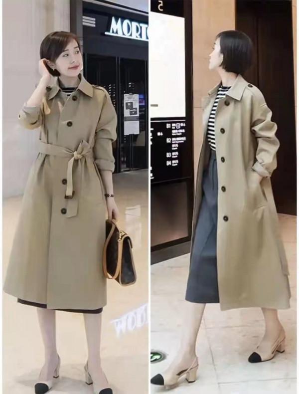 女人過了40歲“穿簡不穿繁”，穿衣要學會做減法，優雅又得體