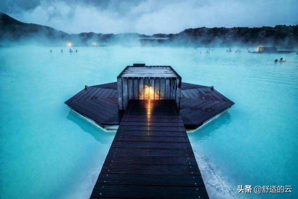 世界聞名的地熱溫泉&mdash;&mdash;藍湖