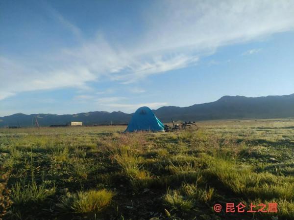 崑崙山的穿越——花石峽、冬給措納湖至香日德