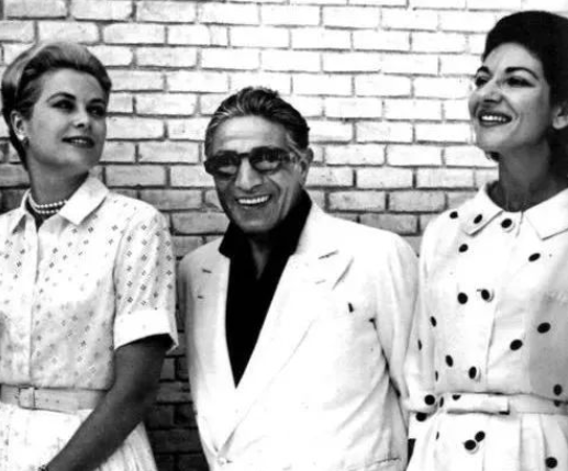 希臘船王：24歲成百萬富翁，62歲迎娶前美國第一夫人，到底憑什麼