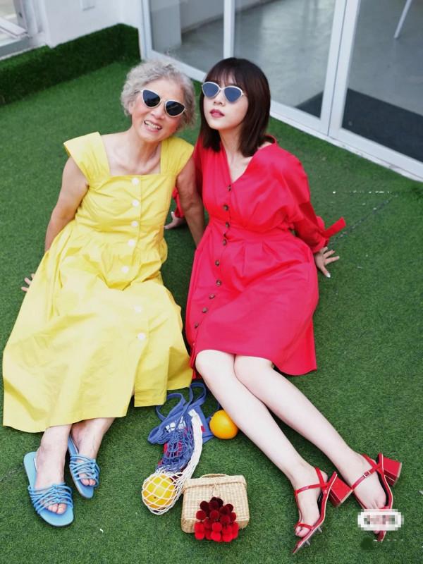 87歲奶奶像這樣穿西裝,成就穿搭典範,憑什麼這麼優雅時髦? 87歲奶奶像這樣穿西裝,成就穿搭典範,憑什麼這麼優雅時髦?