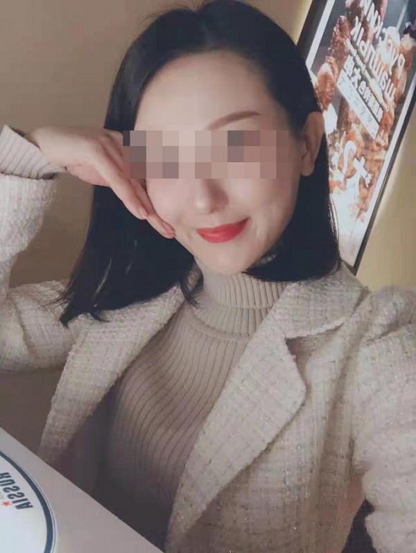 兩次手術花光8萬元積蓄，“結果還變醜了”，高顏值女孩整形後很“後悔”