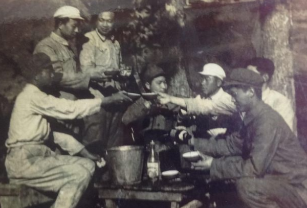 志願軍女戰士被抓,吳瑞林大怒:不惜代價,砸鍋賣鐵把人救回來 志願軍女戰士被抓,吳瑞林大怒:不惜代價,砸鍋賣鐵把人救回來