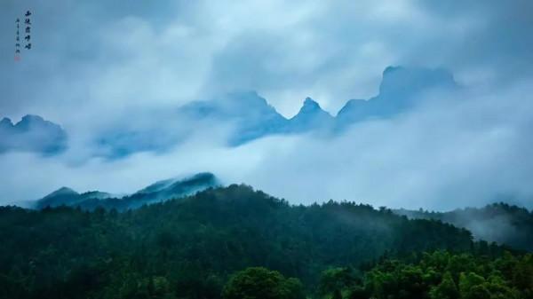 又到週末！去靈山登山賞景嗎？
