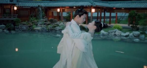 僅播1天就成王炸，觀眾刷爆評論區求更新，鵝廠新劇憑啥這麼拽？