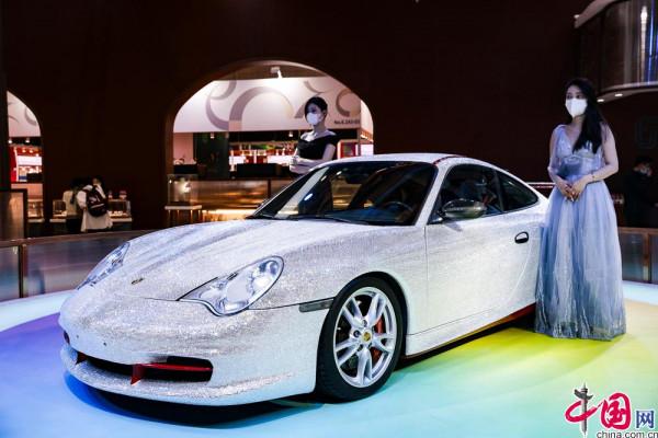 逛進博會|視覺盛宴“石器”奪目珠寶館 逛進博會|視覺盛宴“石器”奪目珠寶館