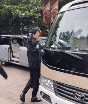 穿西裝好看的男星,只服這8位,儀態萬方,貴氣逼人,妥妥總裁範 穿西裝好看的男星,只服這8位,儀態萬方,貴氣逼人,妥妥總裁範