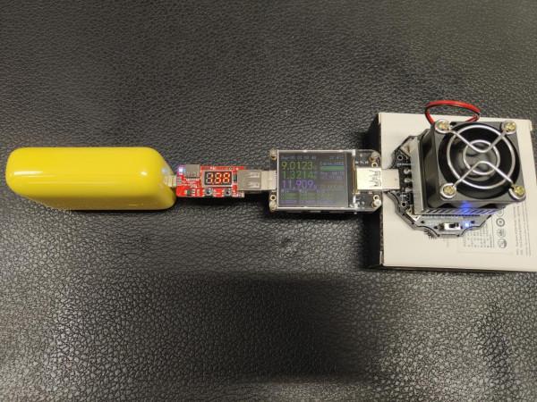 遠看像紙巾,近看似果凍!MOVESPEED Q10超迷你20W快充充電寶 遠看像紙巾,近看似果凍!MOVESPEED Q10超迷你20W快充充電寶