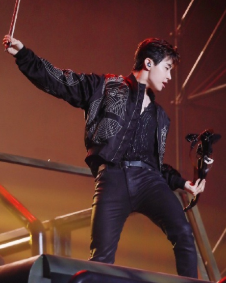 三千人中脫穎而出，從音樂天才到爭議不斷，劉憲華經歷了什麼？