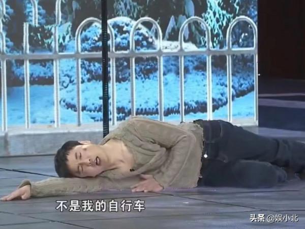 春晚：馬麗說錯臺詞，沈騰機智救場，這就是搭檔間的默契