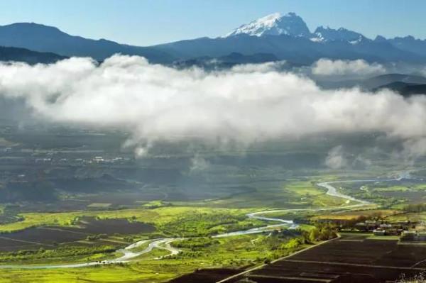 為什麼要去香格里拉