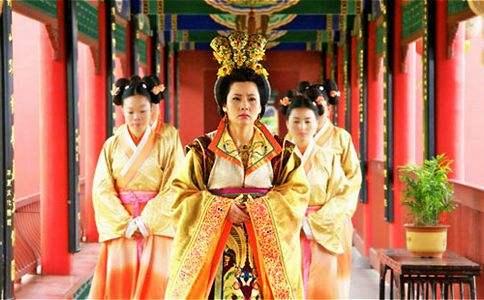 鍾紹京：字寫得好有多重要？不但可以做宰相，還能發動政變殺太后