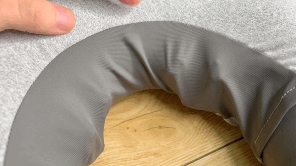 「開箱體驗」 能時刻提供貼心又舒服按摩的智慧充氣按摩頸枕 「開箱體驗」 能時刻提供貼心又舒服按摩的智慧充氣按摩頸枕