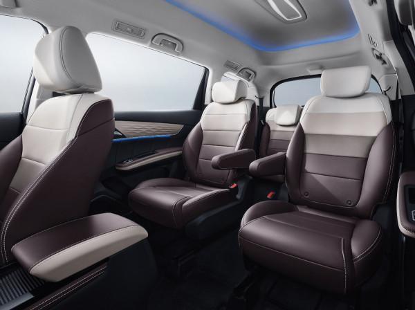 比亞迪宋MAX DM-i配置公佈 7&period;9秒破百 6&sol;7座可選