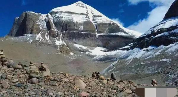 神奇的大自然之絕美山峰！世界最美十大山峰