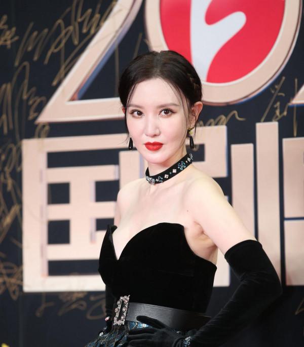 年輕就是好啊!紅毯無修圖,最好看的就是毛曉彤宋祖兒 年輕就是好啊!紅毯無修圖,最好看的就是毛曉彤宋祖兒