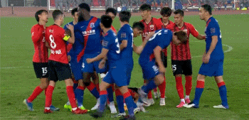 考驗足協!奧斯卡逃紅牌,是否會追加處罰?廣州隊後防大將回歸 考驗足協!奧斯卡逃紅牌,是否會追加處罰?廣州隊後防大將回歸