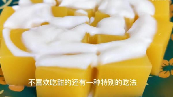 紅薯別再煮著吃了,做成紅薯糕,不放任何新增劑大人小孩都愛吃 紅薯別再煮著吃了,做成紅薯糕,不放任何新增劑大人小孩都愛吃