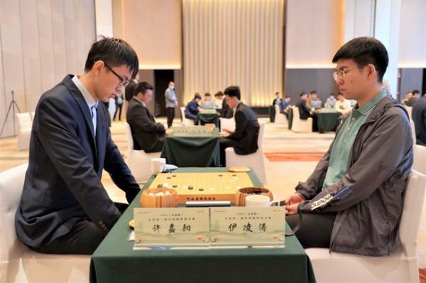 國手賽“柯唐大戰”柯潔勝出 辜梓豪楊鼎新一輪遊 國手賽“柯唐大戰”柯潔勝出 辜梓豪楊鼎新一輪遊