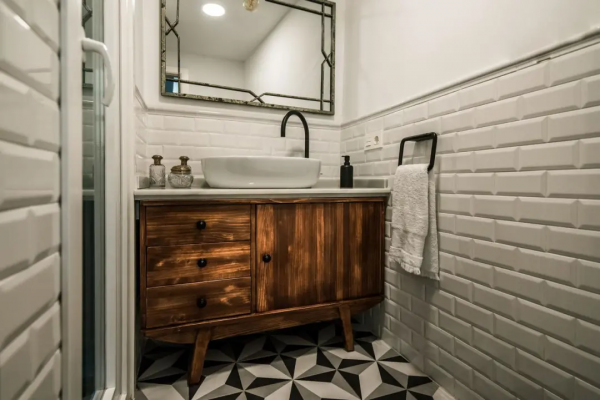 他買下舊廠房，朋友卻沒一個看好，完工逆襲90平復式樓人見人誇