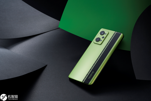 年末換手機?2021最值得買的手機推薦,全價位共10款 年末換手機?2021最值得買的手機推薦,全價位共10款