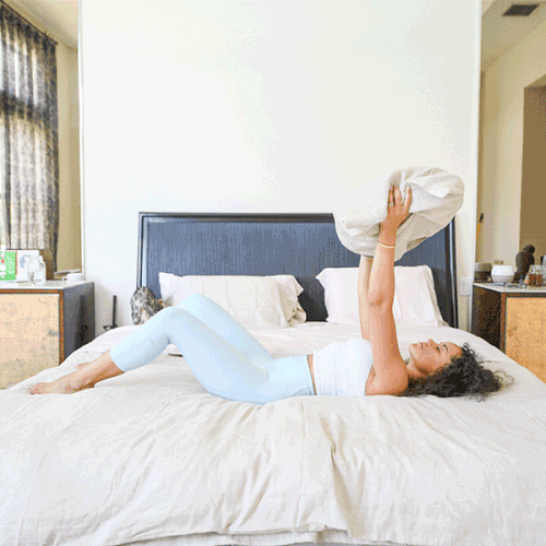 沒時間去瑜伽館？附一套在家也可以鍛鍊到全身動態練習