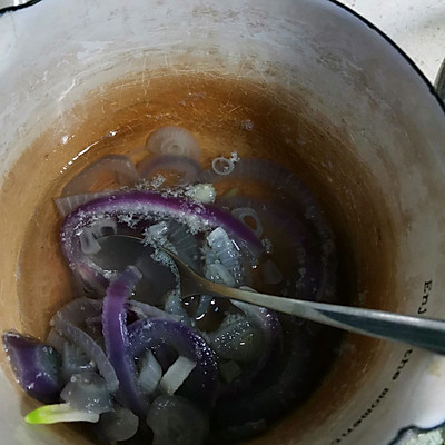 只要有鹽就能做的新疆缸子羊肉