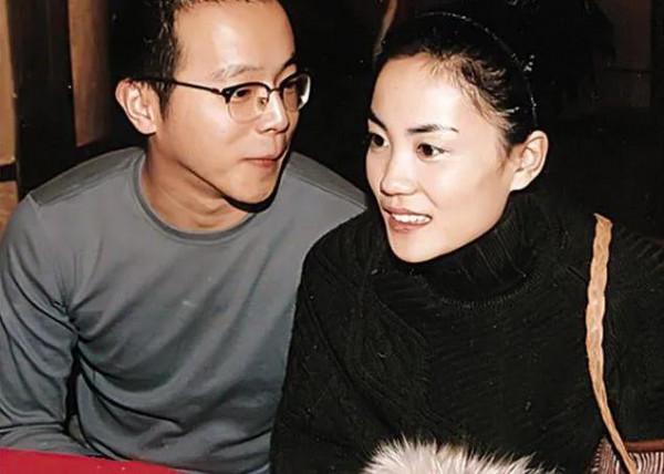 張亞東：為愛拋棄高圓圓、徐靜蕾等4位女神，瞿穎為他不婚12年