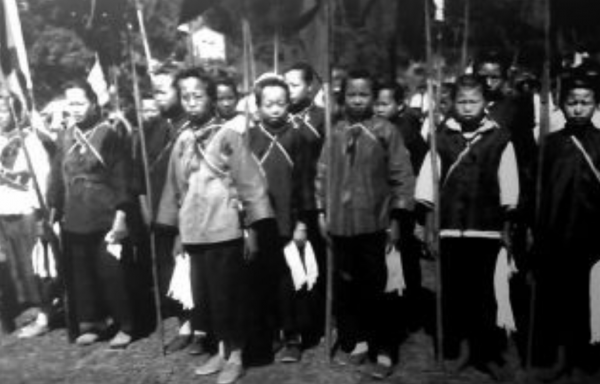 中國紅軍首位女營長，偉人點名要吃她做的飯，晚年在大連生活