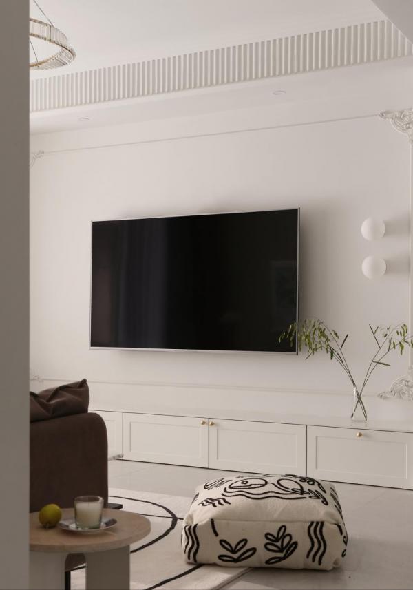 130㎡混搭風三居室，高顏值石膏線強勢入鏡，“看”為觀止