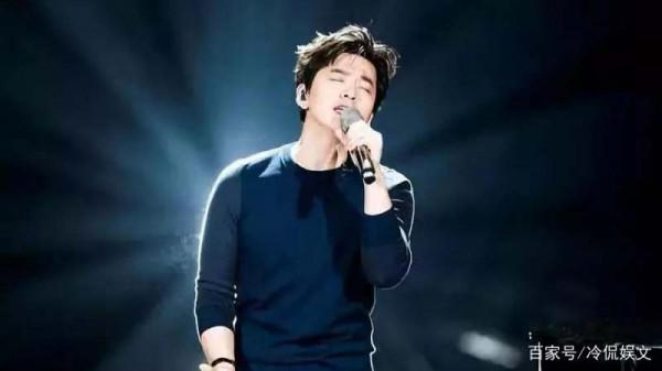 水木年華登臺演出,卻被23歲評委嘲諷,應了張學友當年說的什麼? 水木年華登臺演出,卻被23歲評委嘲諷,應了張學友當年說的什麼?