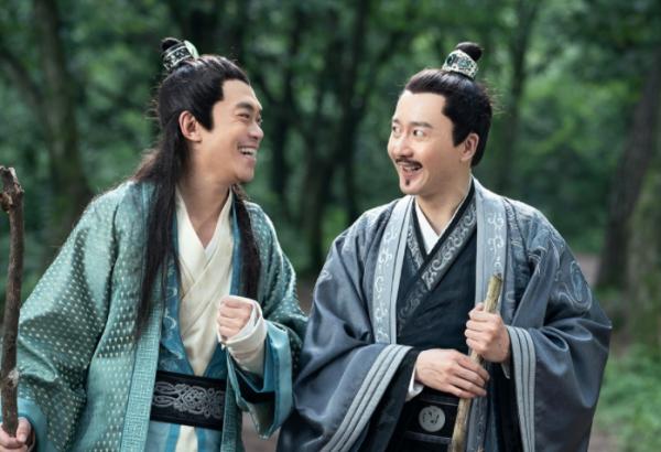 沒等到《前半生2》，卻等來靳東另一愛情大劇，與老搭檔再合作