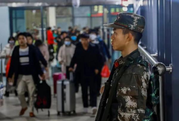 【晨語電臺】軍營裡的春節